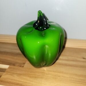 Art Glass Bell Pepper Green Faux Vegetable  Paperweight Hand Blown Maurano style